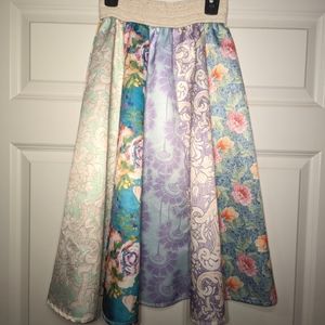 Satin Italian Style Stretch high waisted skirt size 2